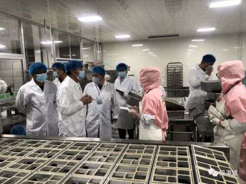 檢查學(xué)校配餐企業(yè) 拉起食品安全防線